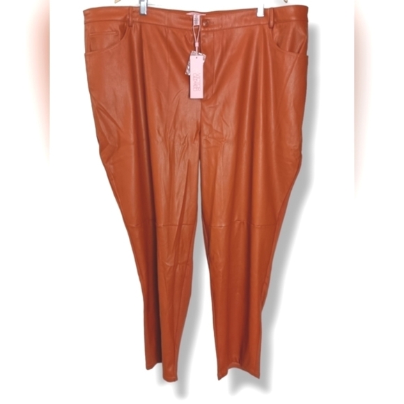 Women's Brown Leather Pants - Picture 2 of 7